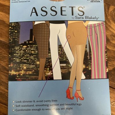 ASSETS by Sara Blakely Bodyshaping Perfect Pantyhose Buff Size 5