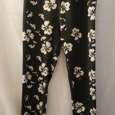 Sam Edelman Capri Athletic Fitness Workout Leggings Medium Green Floral Print
