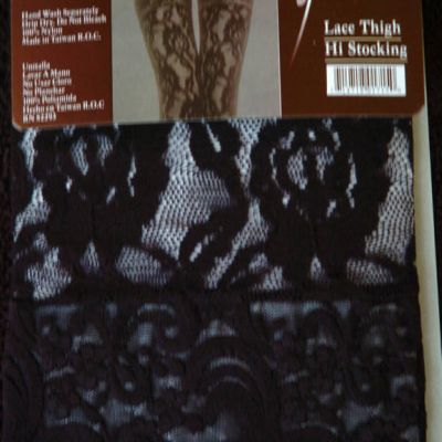 Fashion Paisley Lace Top Black Thigh-Hi Stockings One Size