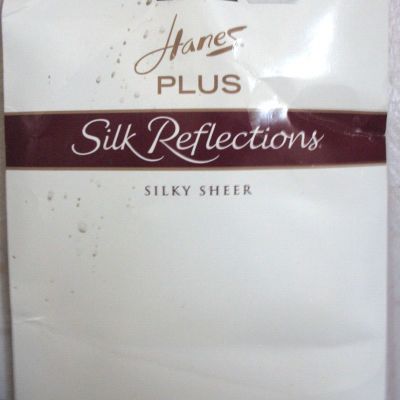 * Hanes Plus SILK REFLECTION Silky Sheer Pantyhose JET sz four five plus CT ET