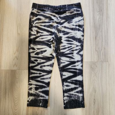 Nike Dri Fit Activewear Leggings Capri Style Women's Small Pants Zebra Striped