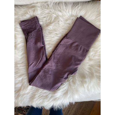 High Waisted Gymshark Womens Small Seamless Cutout Leggings Workout Purple
