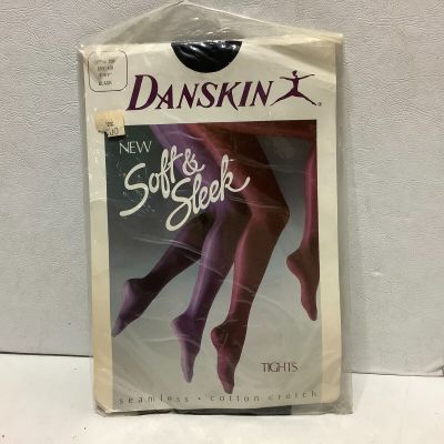 New Danksin Soft & Sleek Tights Pantyhose Size A/B Black Style 250 Made USA