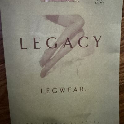 Legacy Legwear Pantyhose Size D Nude Color Secret Control Top QVC New Old Stock