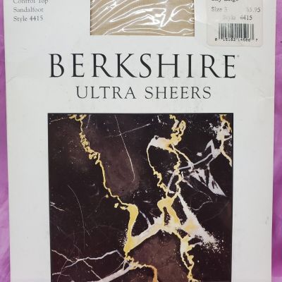 Berkshire Ultra Sheers Pantyhose Size 3 City Beige Control Top Sandalfoot