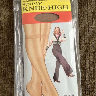 Vtg Knee High Stockings Sz C Beige Hose 1970s Sheer Hosiery NOS New Old Stock