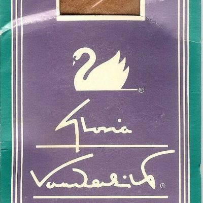 NEW Gloria Vanderbilt Beige Sandalfoot Sheer Knee Hi's Non-Binding Top Sz 10-13