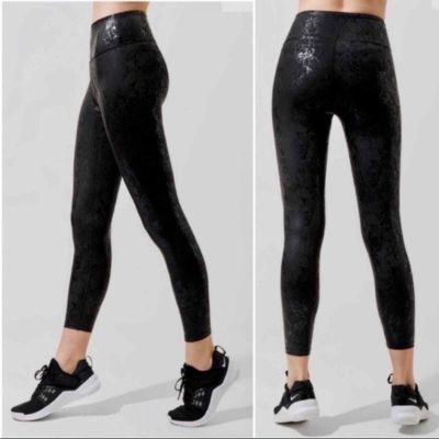 Heroine Sport New Black Shiny Liquid Lace Faux Leather Cropped Legging Size S