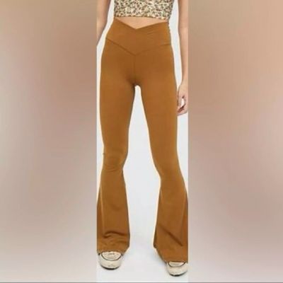 NWT Offline By Aerie Real Me Super Flare Hi Rise Crossover Leggings Gold Brown M
