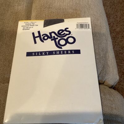 Hanes Too Silky Sheers Pantyhose Little Color H59 Size EF Barely Black Sheer Toe