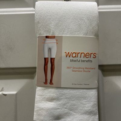 New!Warners Blissful Benefits White Seamless Shortie.Size XS.Great For Layering!