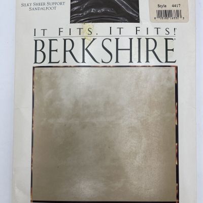 Berkshire Silky Sheer Support Sandalfoot Queen Petite Brown Style 4417