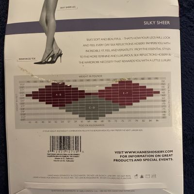 Hanes Silk Reflections Control Top Reinforced Toe Little Color AB Pantyhose 718