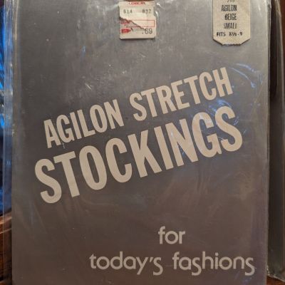 Vintage NOS Agilon Stretch Garter Required 100perc Nylon Stockings  8 1/2 - 9  USA