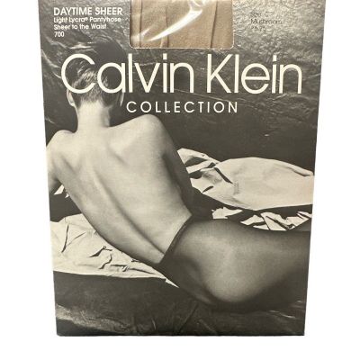 1990 NOS Calvin Klein Daytime Sheer Pantyhose Light Lycra 700 Mushroom Size C