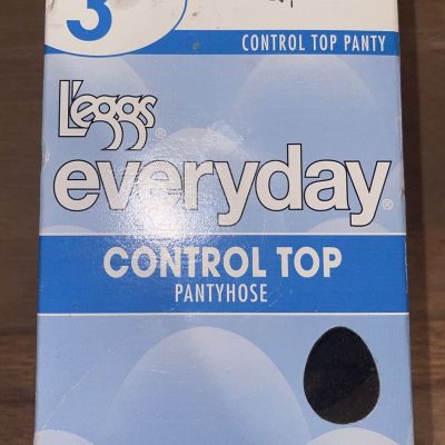 L'eggs Silken Mist Pantyhose Ultra Sheer Leg Control Top JET BLACK Size Q 3 pair