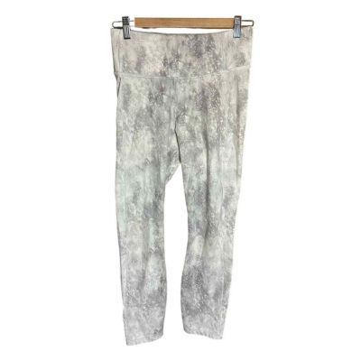 All in Motion High-rise Workout Athleisure Leggings in Tie Dye Grey/White