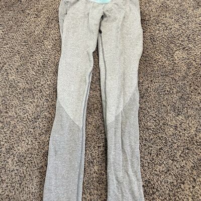 Gymshark Fit Gray Legging Size Medium Exercise Workout