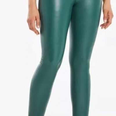 Simply Bee Women’s Emerald Plus Size Faux Leather High Waisted Leggings Size 24