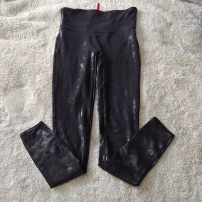 Spanx camo print black leggings shapewear matt and shiny Size M