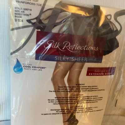 HANES Silk Reflections Silky Sheer Pantyhose 718 SizeAB Barely There Control Top