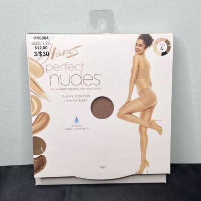 Hanes Perfect Nudes Foundation Finishes Sheer Pantyhose Wicking Nude 4 Size 1/2X