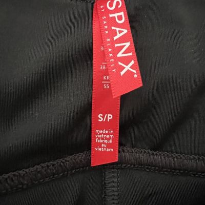 Spanx leggings shiny size S black
