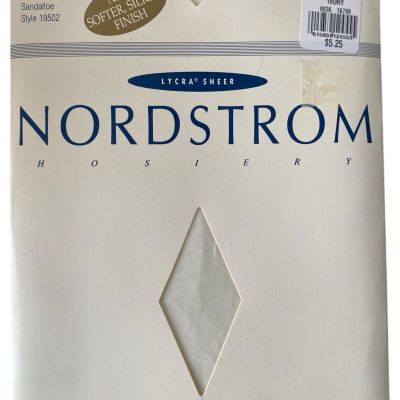 Nordstrom Hosiery Pantyhose Size B Ivory Control Top Sheer Style 19502?