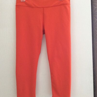 Fabletics Bright Orange Yoga Cropped Capri Stretch Leggings Womens M