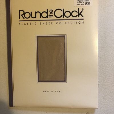 Round The Clock Vintage Control Top Classic Sheer Leg Bone Color Size B