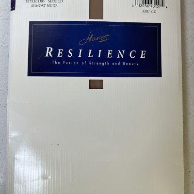 1995 Hanes resilience pantyhose style D03/size CD Almost Nude