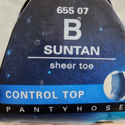 Leggs Vintage Sheer Energy Control Top Pantyhose Suntan Sheer Toe Size B 65507