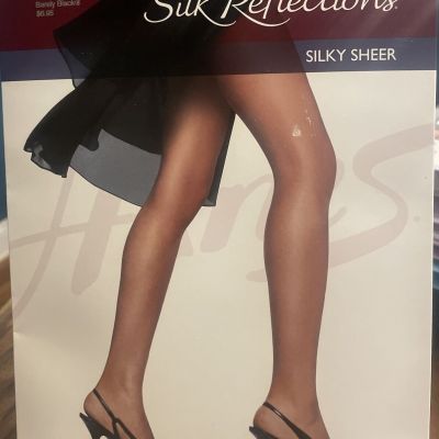 Hanes Silk Reflections Sheer Toe Non Control Top Pantyhose Size CD Barely Black