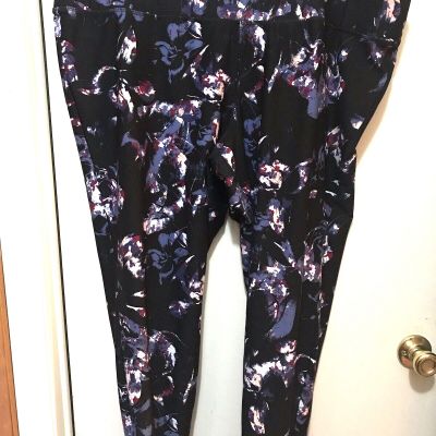 Leggings Pants Size 26/28 Black W/ Paint Brush Style Poly/SPX LIVI Women's Capri