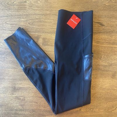 Spanx Every Wear Gloss Panel Leggings Very Black Small #20193R - NWT
