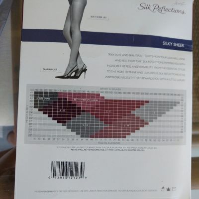 Vintage Silk Reflections Silky Sheer Control Top 717 AB Little Color Pantyhose