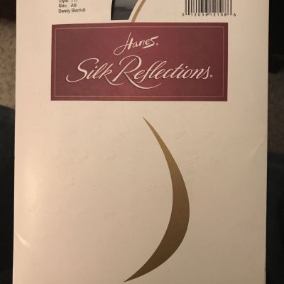 Hanes Silk Reflections Silky Sheer Control-top Sandalfoot Size AB  717 Barely Bl