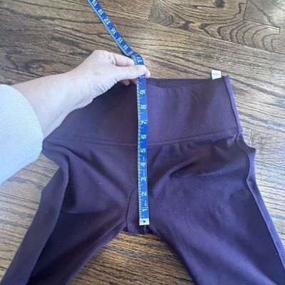 Spanx Booty Boost Active Leggings Medium Cropped Yoga Sculpting Workout A0673