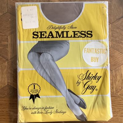 1 PAIR SHIRLEY BY GAY SEAMLESS Vintage Nylon Beige Stockings Hosiery. SIZE 9 1/2