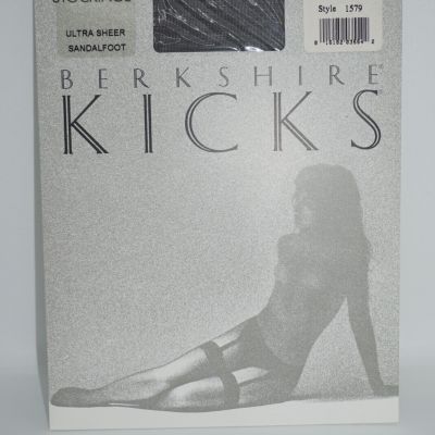 Berkshire Kicks Stockings Ultra Sheer Sandalfoot ~ Fantasy Black Size D NIP