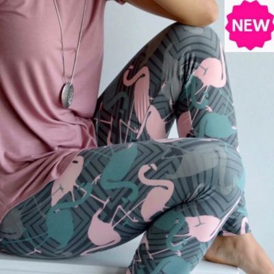 NEW Size 12-20 Women Pink Flamingo Leggings YOGA WAIST (feel soft as lularo)