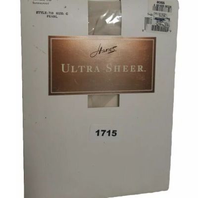 Hanes Ultra Sheer Sandalfoot Pantyhose Style 710 Size C Control Top Pearl