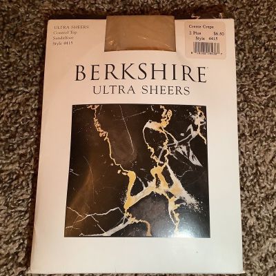Berkshire ultra sheers control top pantyhose, color creme crepe, size: 2 Plus