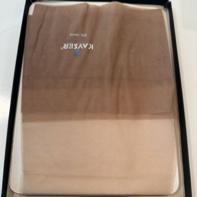 VINTAGE Kayser Hosiery-Seamless-Shell Beige - Mid Sz8.5M X 1 *NEW
