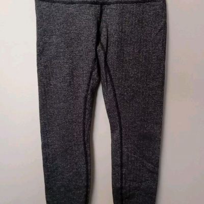 Lululemon Training Fleece Grey White Pattern Workout Athletic Leggings Size 6