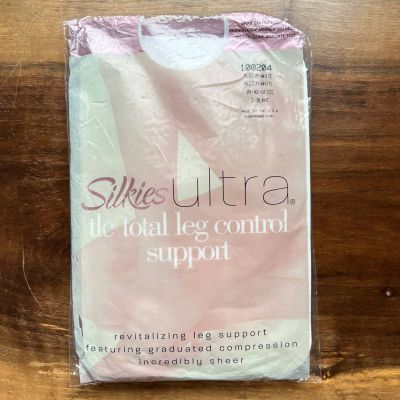 Silkies Ultra TLC Total Leg Control Supoort Nylon Tights Sheer White Medium Y2K