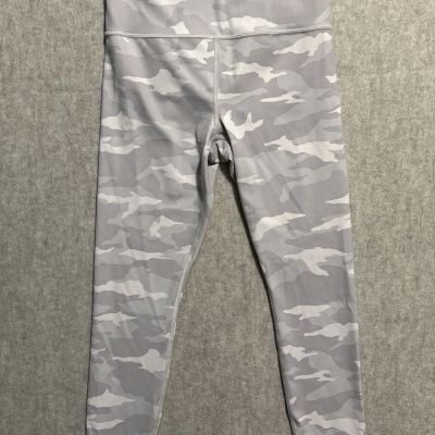 Athleta Elation Grey Beige Camo 7/8 Leggings Size S Yoga Athleisure Workout