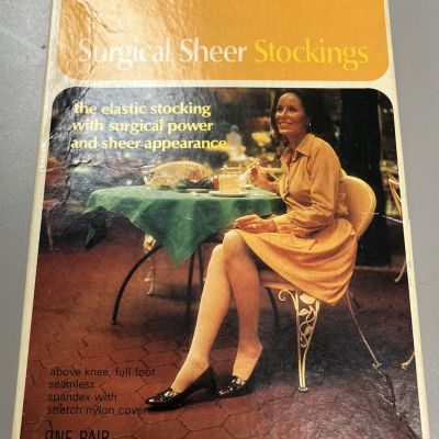 Vintage Bauer & Black V4 Surgical Sheer Stockings Womens Medium Below the Knee