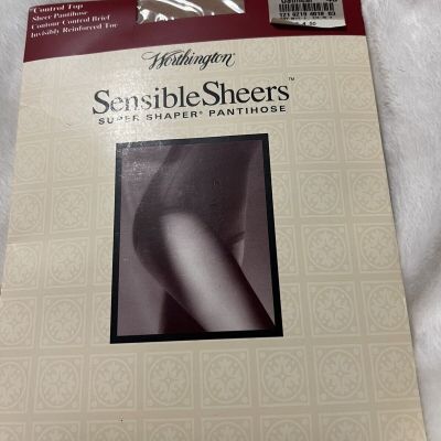 Worthington Sensible Sheers Super Shaper Pantyhose Control Top Short Oatmeal