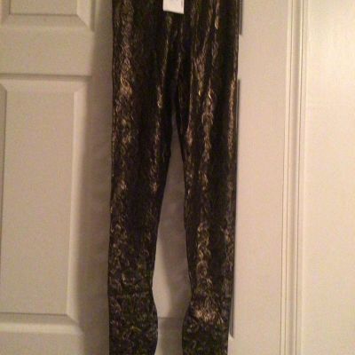 New W/tags Gucci Black  & Gold Floral Lace Tights With G Embroidery Size Medium